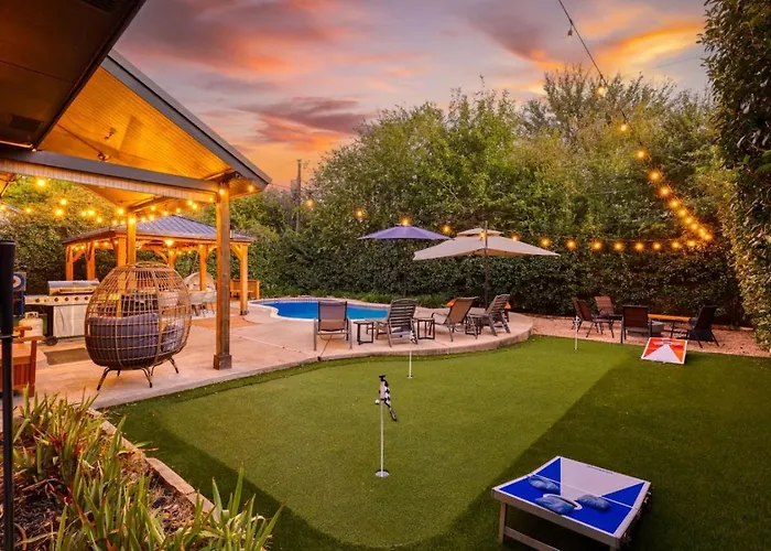 Timeless-texas-inn - Heated Pool Oasis & Lux Vibe *